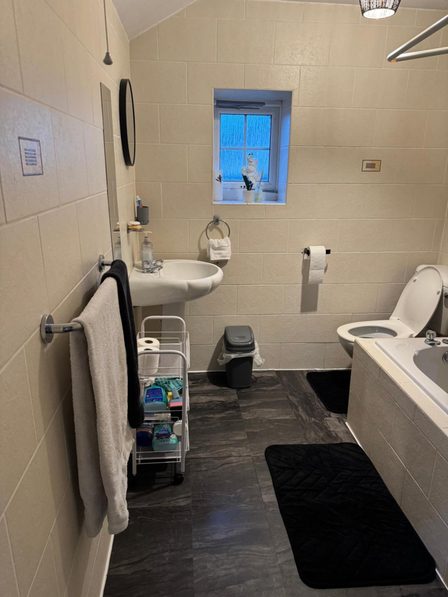 Cosy Countryside Stay- Waters Upton, 텔퍼드 외부 사진